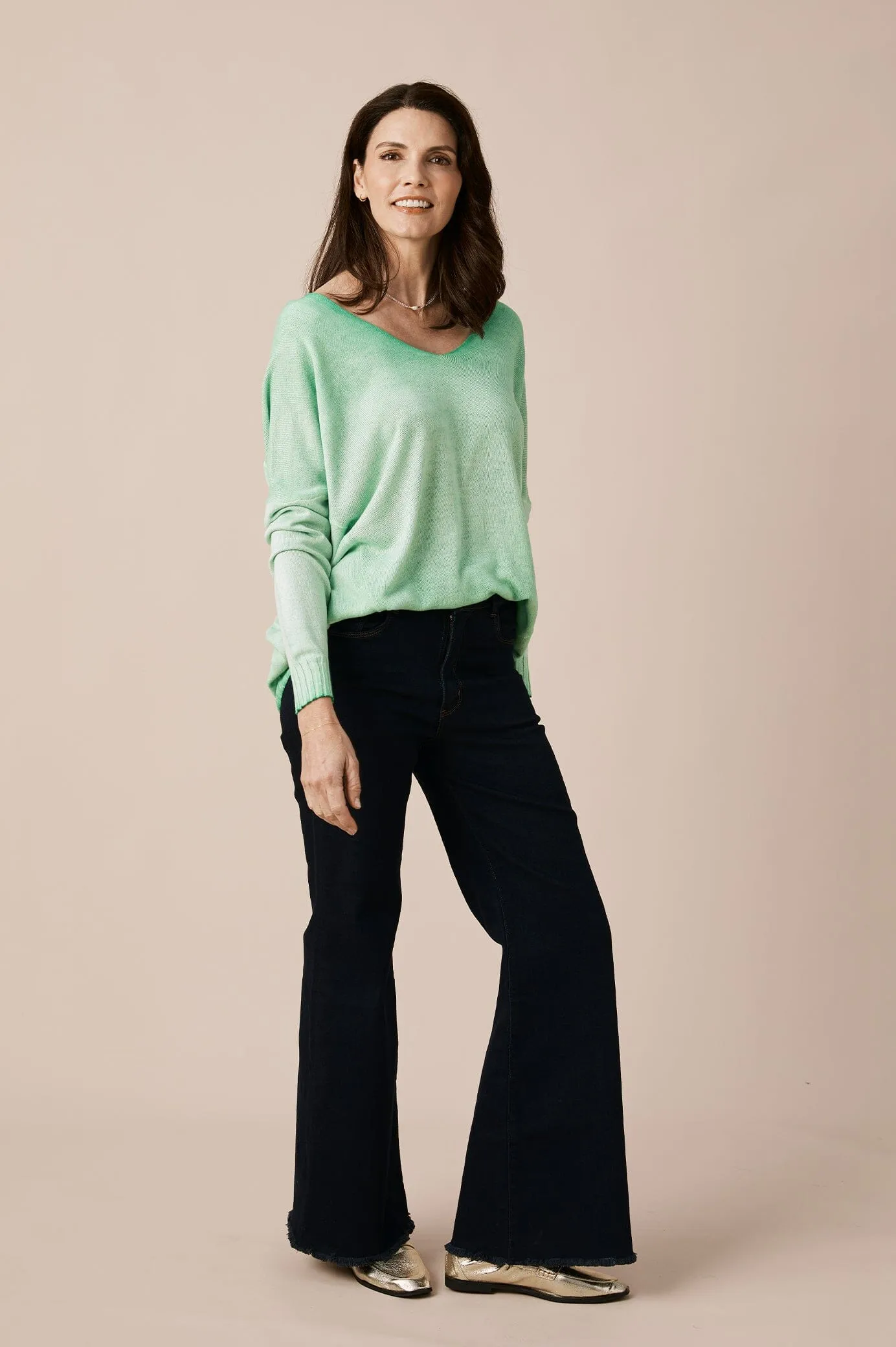 Avery V-Neck Jumper Green