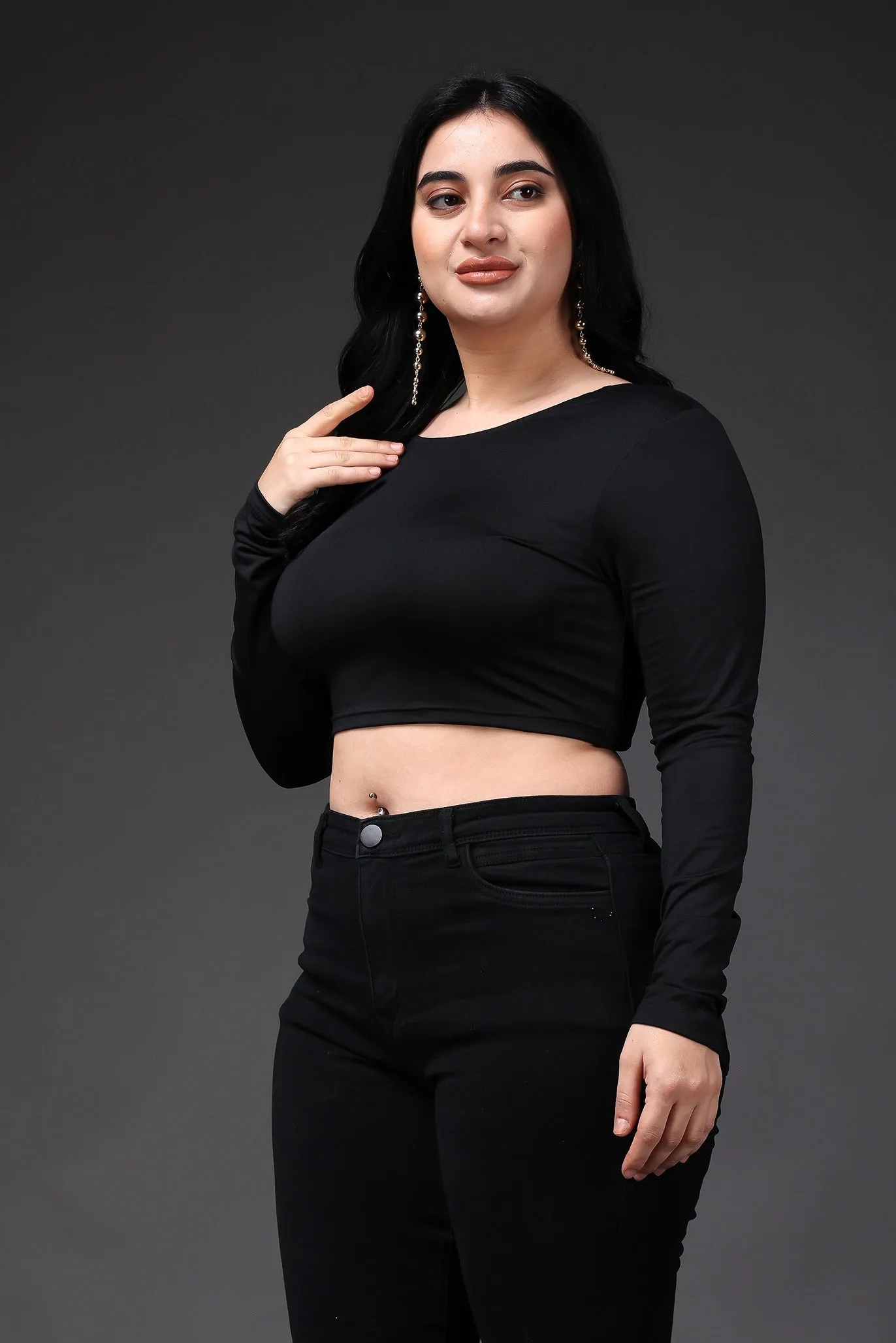 Black Solid Backless Crop Top