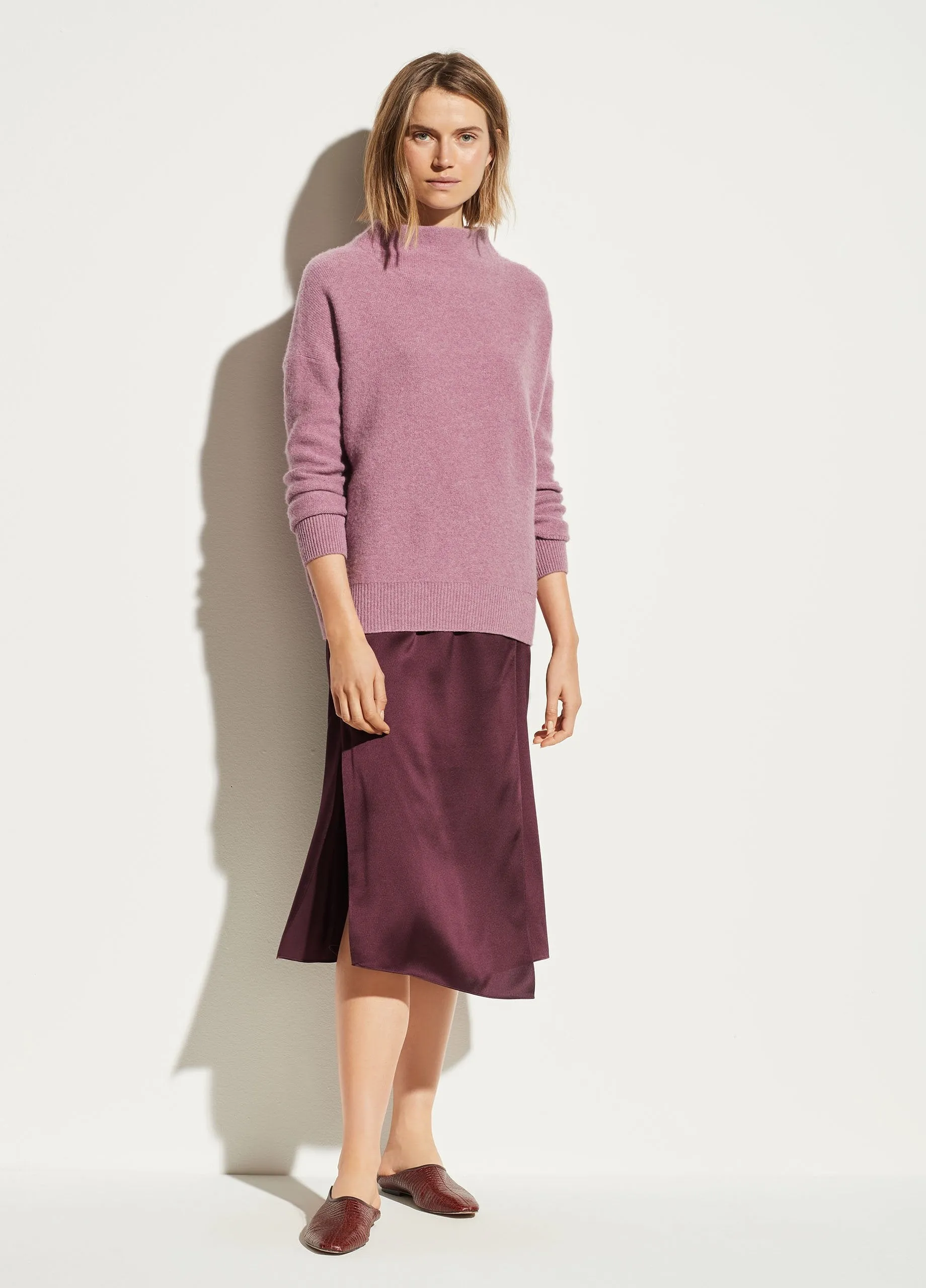 Boiled Cashmere Funnel Neck Pullover in Heather Amarena