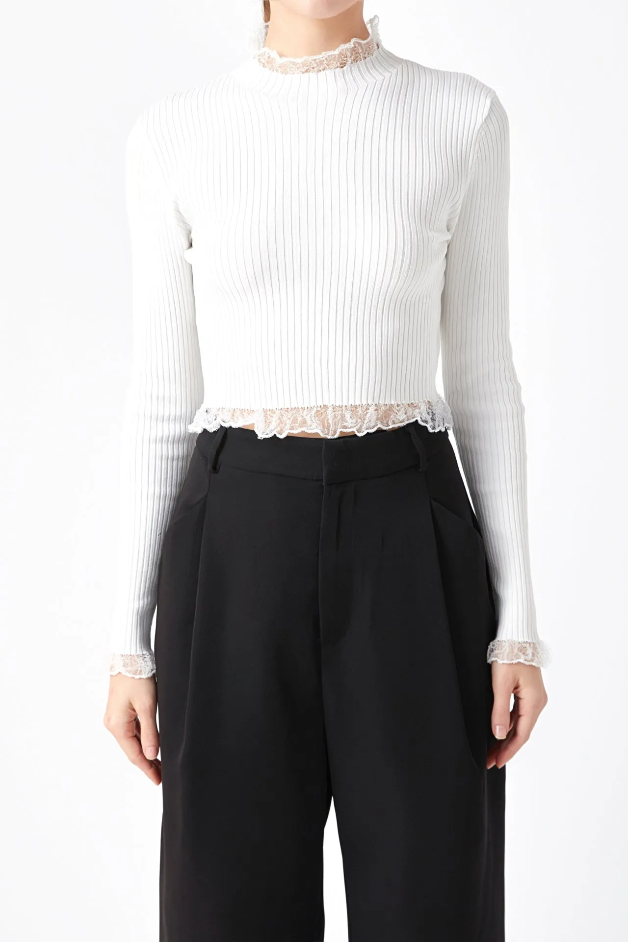 Edge Detail Fitted Sweater