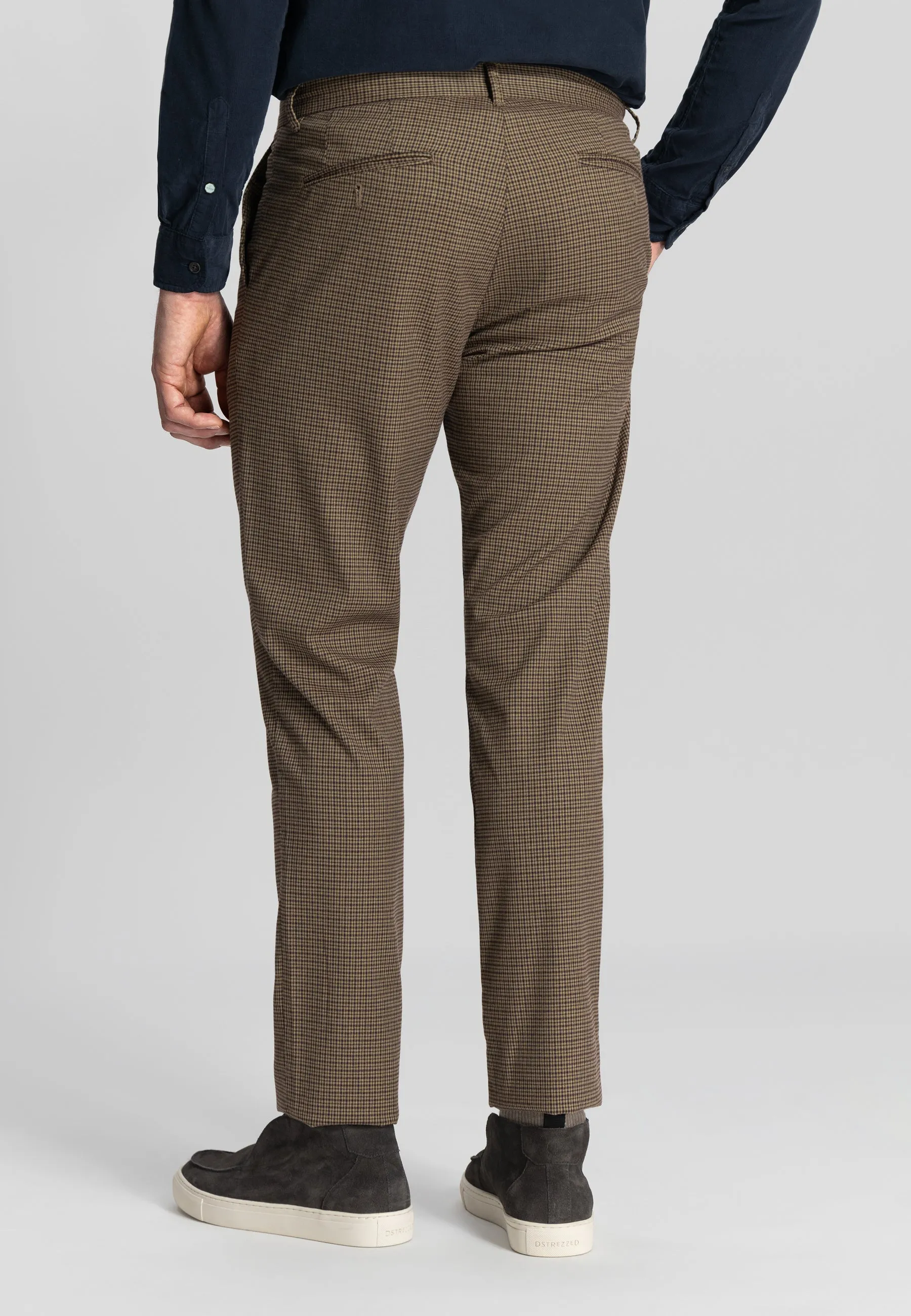 Fonda Check Chino: Oak