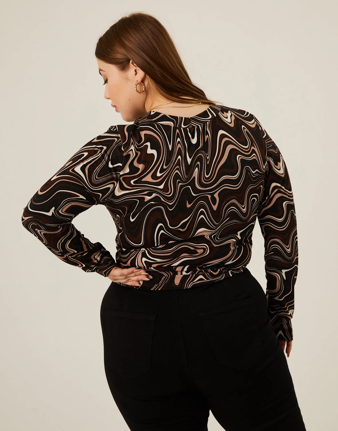 Plus Size Wavy Print Ruched Top