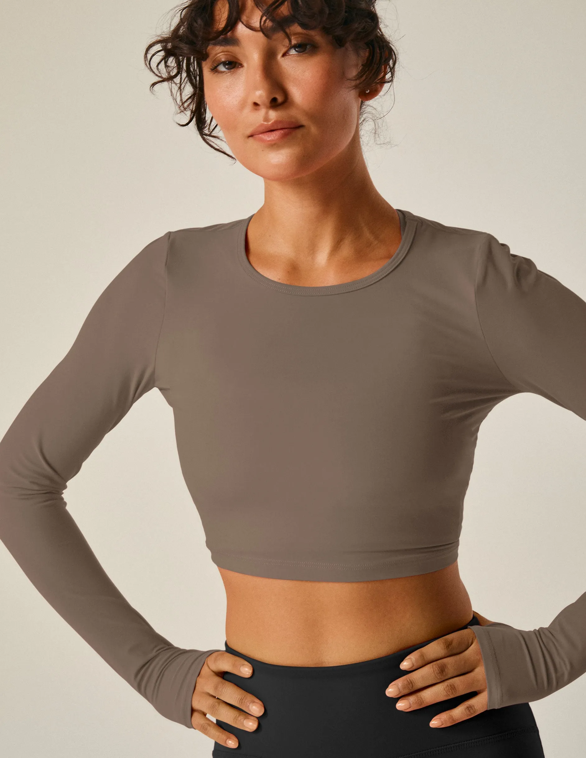 POWERBEYOND™ Lite Cardio Cropped Pullover