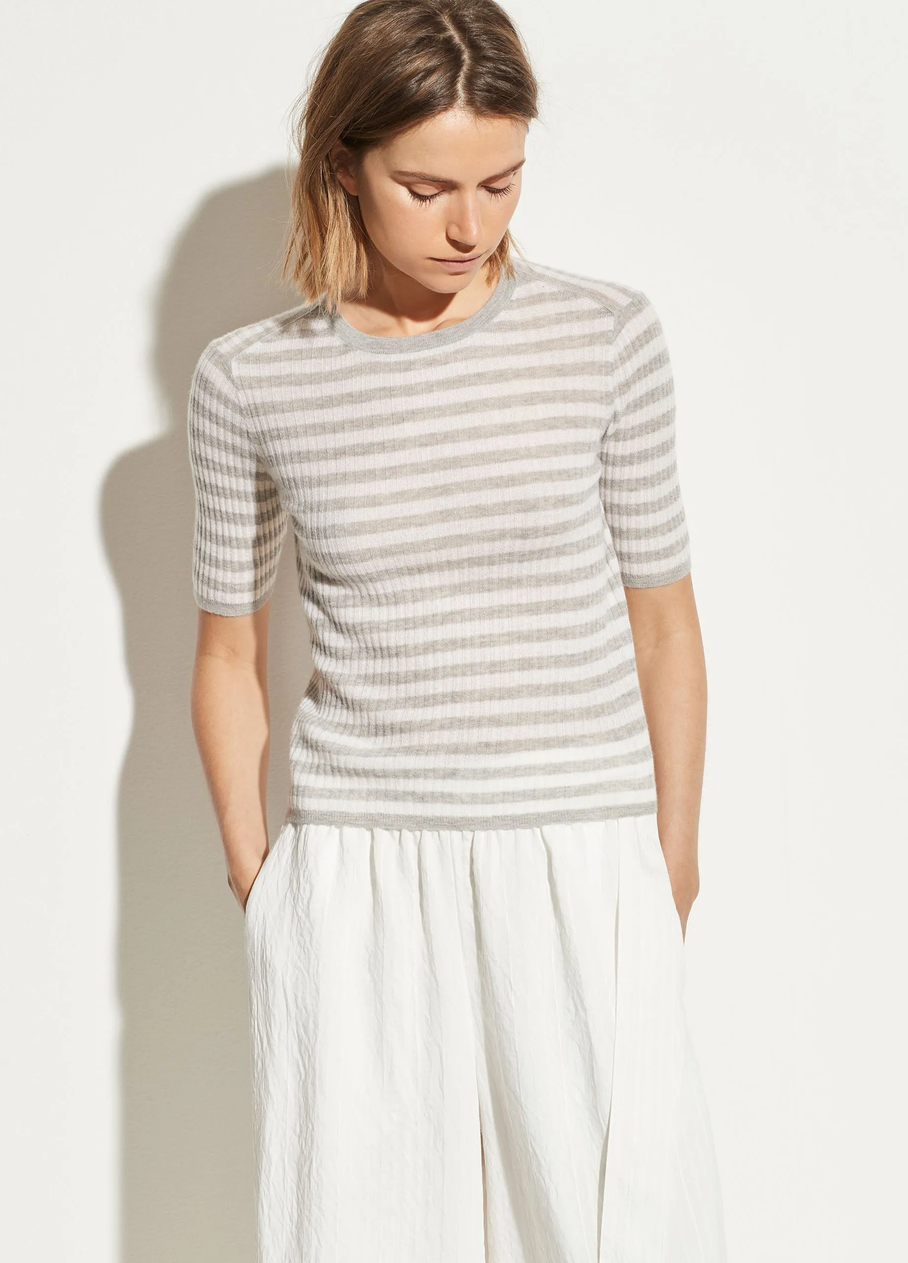 Striped Cashmere Elbow Sleeve Pullover in Grey/Off White